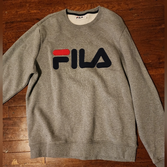 Fila sz Large Men's Gray Sweatshirt BNWT - Picture 2 of 9